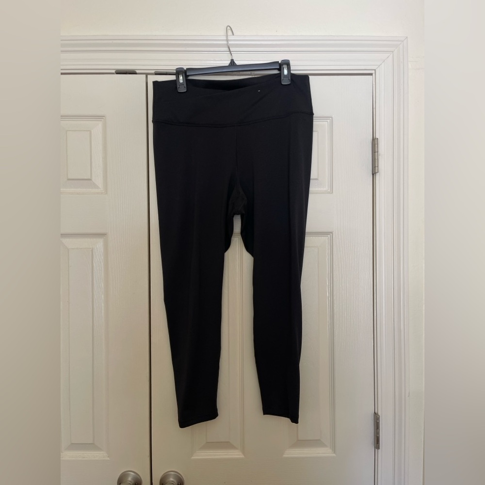 Old Navy cloud comfy 7/8 black leggings XL